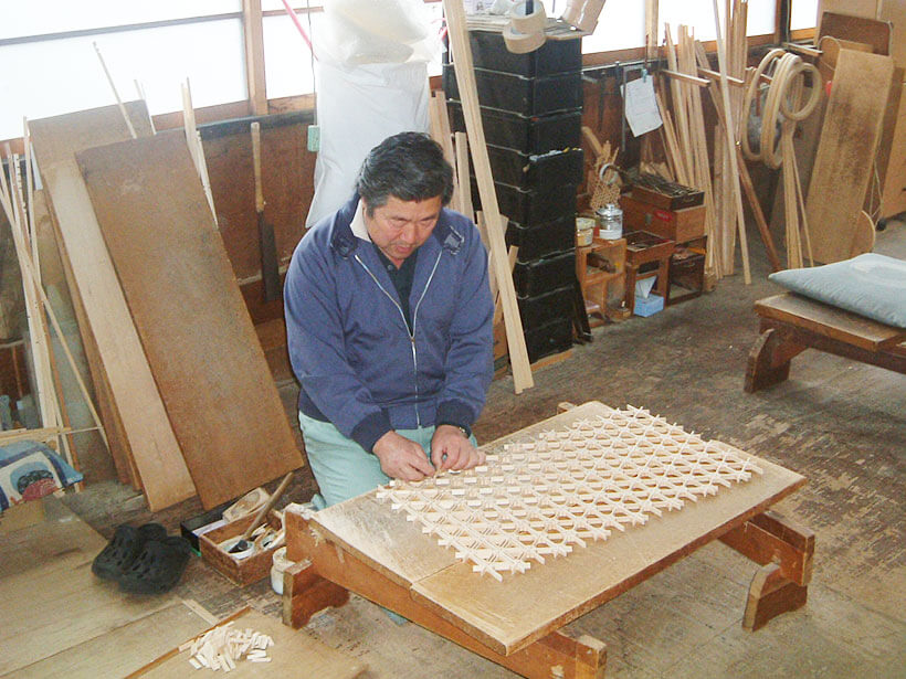 鹿沼組子」栃木県の伝統的な工芸品。住まいの戸、障子、雨戸などの建具
