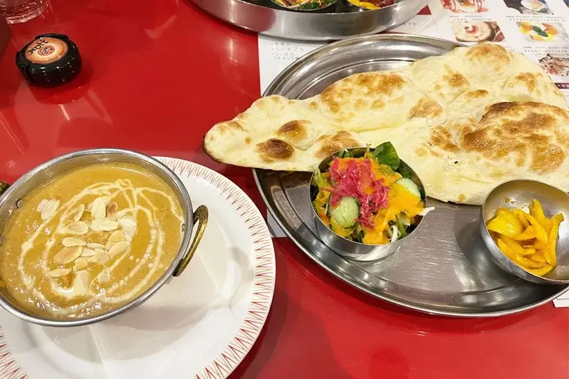 インド料理シャングリラ・モティでおいしいカレーを堪能