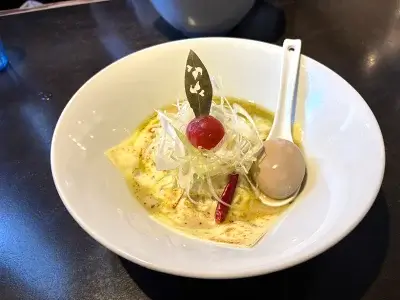 「麺藏藏（ZAZA）」で人気のラーメン“みどり香るジェノ風味噌”を食べてきました！